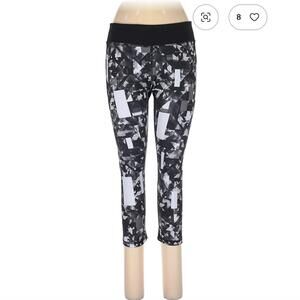 Under Armour Black and White Patterned Active Pants Size L